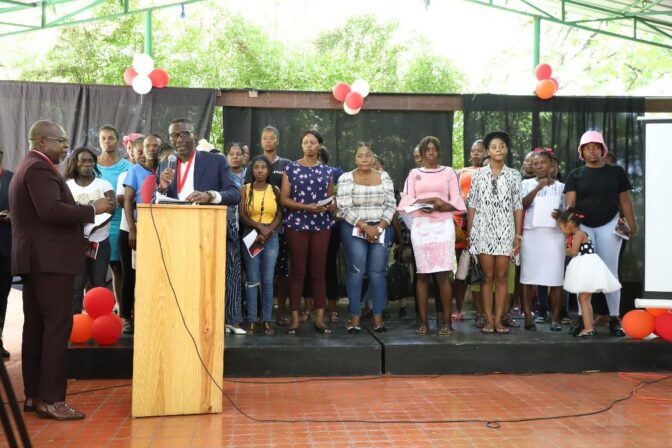 FOLONHA : L’Association des Mères Célibataires de la Félicité s’est associée à la Fondation Cœur pour Haïti et à la Fondation Lorquet pour une Nouvelle Haïti en vue de commémorer la fête des mères